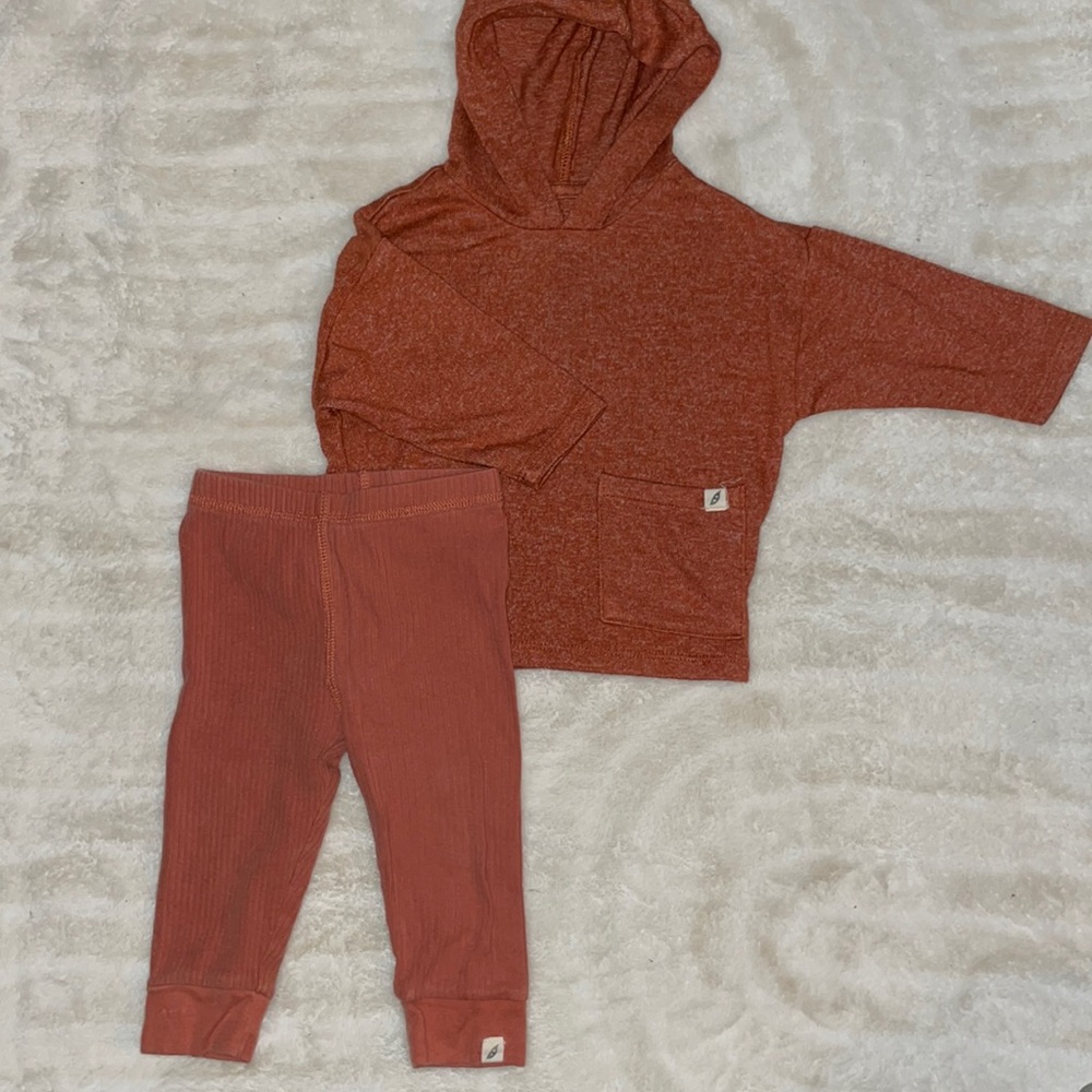 5/$20 baby hoodie set
